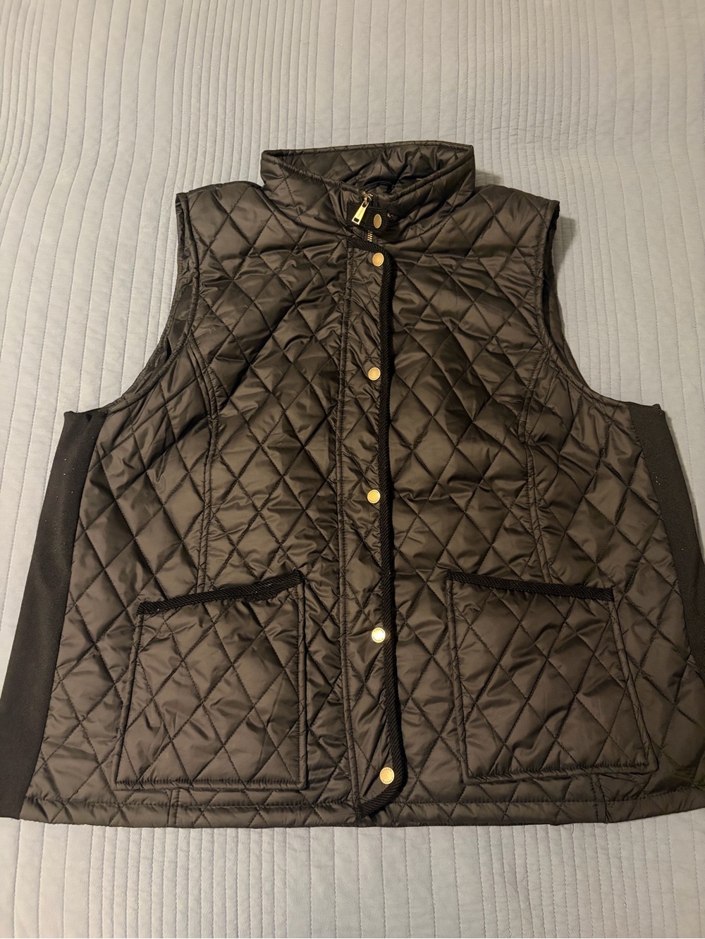 Plus-size Black Quilted Snap-Front Vest